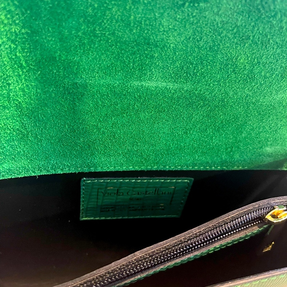 Viola Castellani Green Leather Chain Bag purse. - Picture 6 of 7